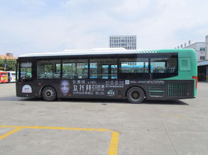 跨城品牌联动 解析佛山公交车车身广告与重庆市场的投放策略